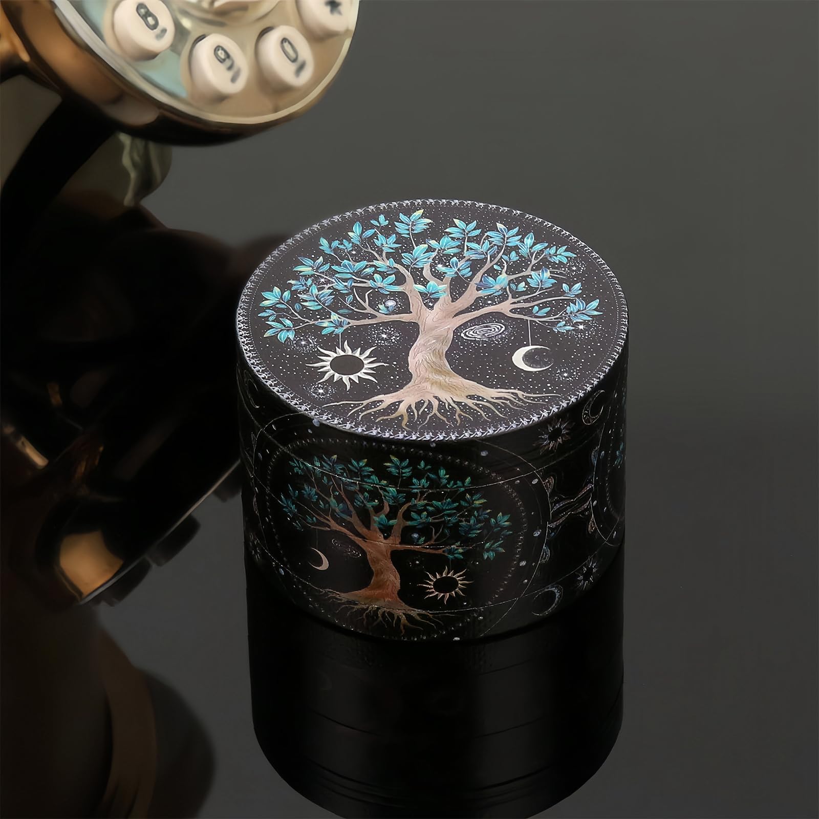 HanTang Metallgrinder 4-teilig Ø 6,1 cm – Robuste Kräutermühle aus Zinklegierung für Hanf, Cannabis & Weed